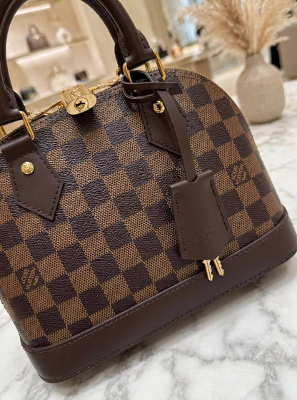 Louis Vuitton Hand Bag - 