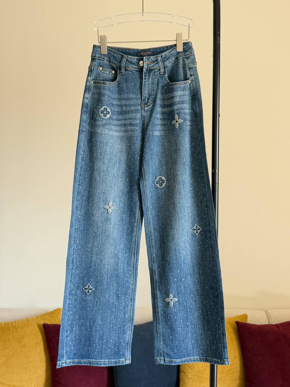 Louis Vuitton Pants - 