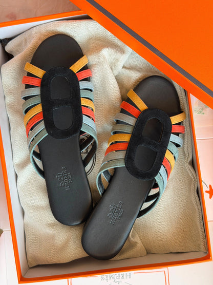 Hermès Oval-Emblem Slippers - Black & Multi