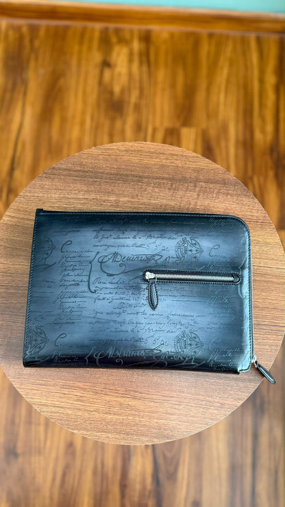 Berluti Nino TGM Clutch - Navy Embossed