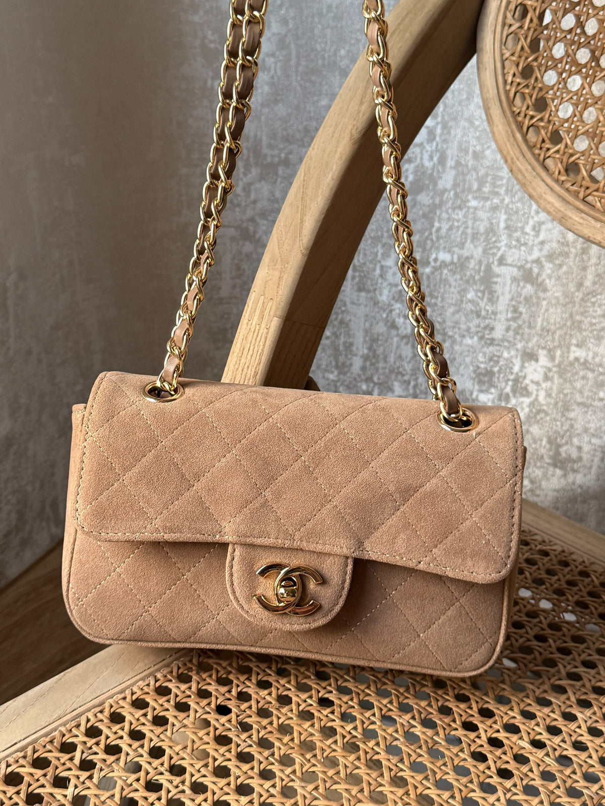 Chanel Quilted Chain Shoulder Bag - Light Beige