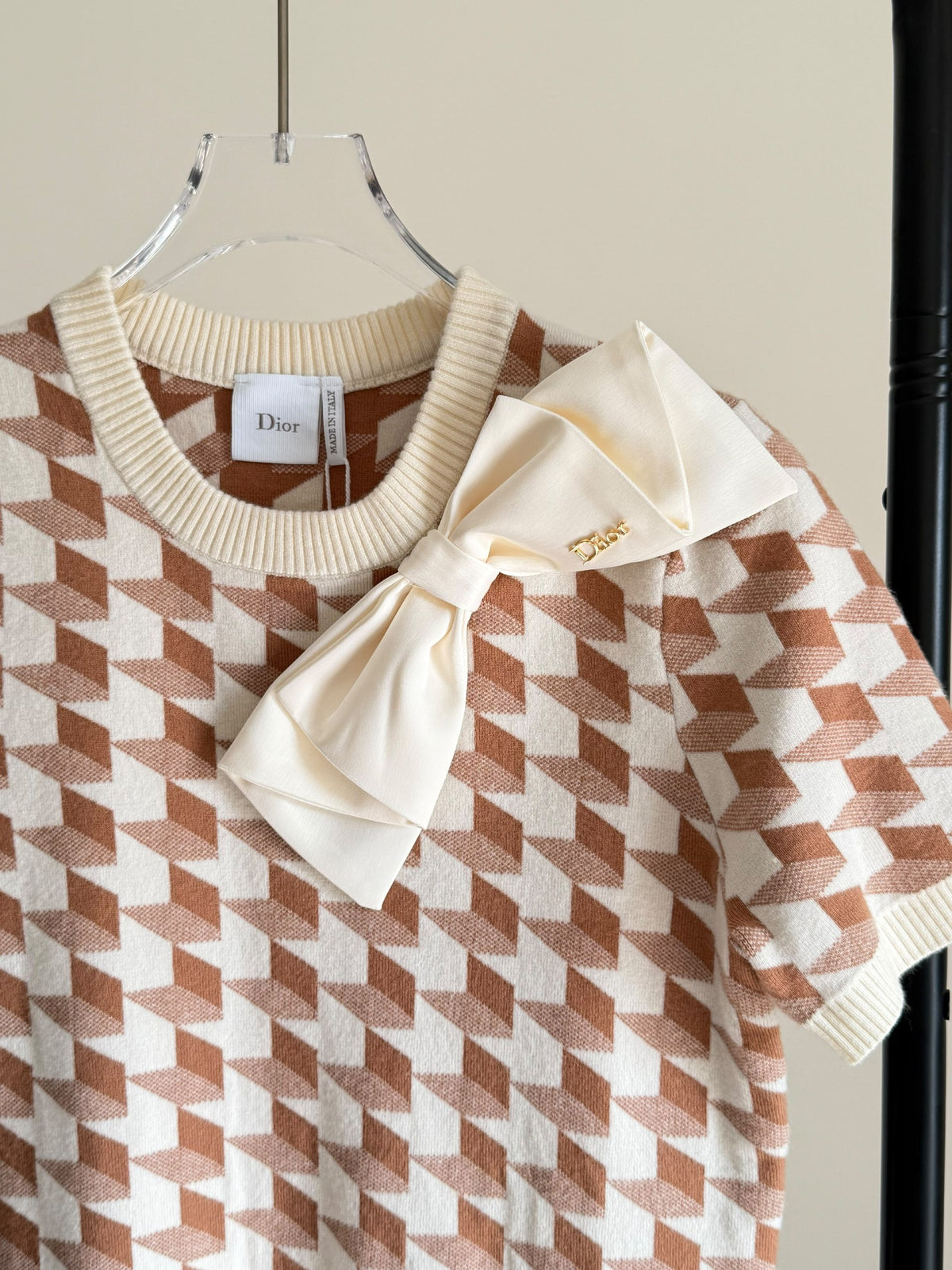 Dior Bow-Detail Knitted T-Shirt - Beige
