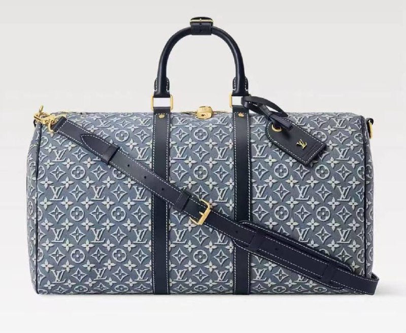 Louis Vuitton Travel Bag - 