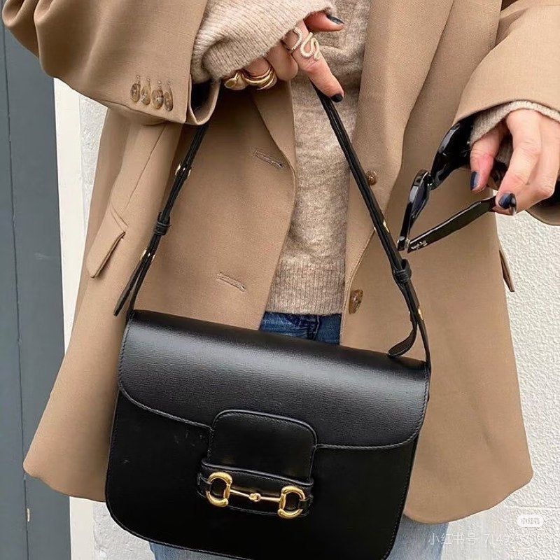 Gucci Horsebit Shoulder Bag - Brown