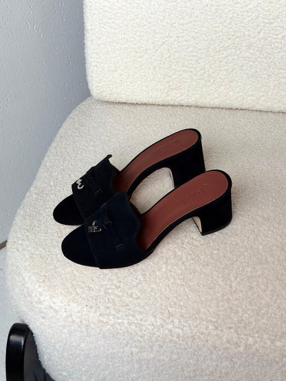Loro Piana Block Heel Heels - Black