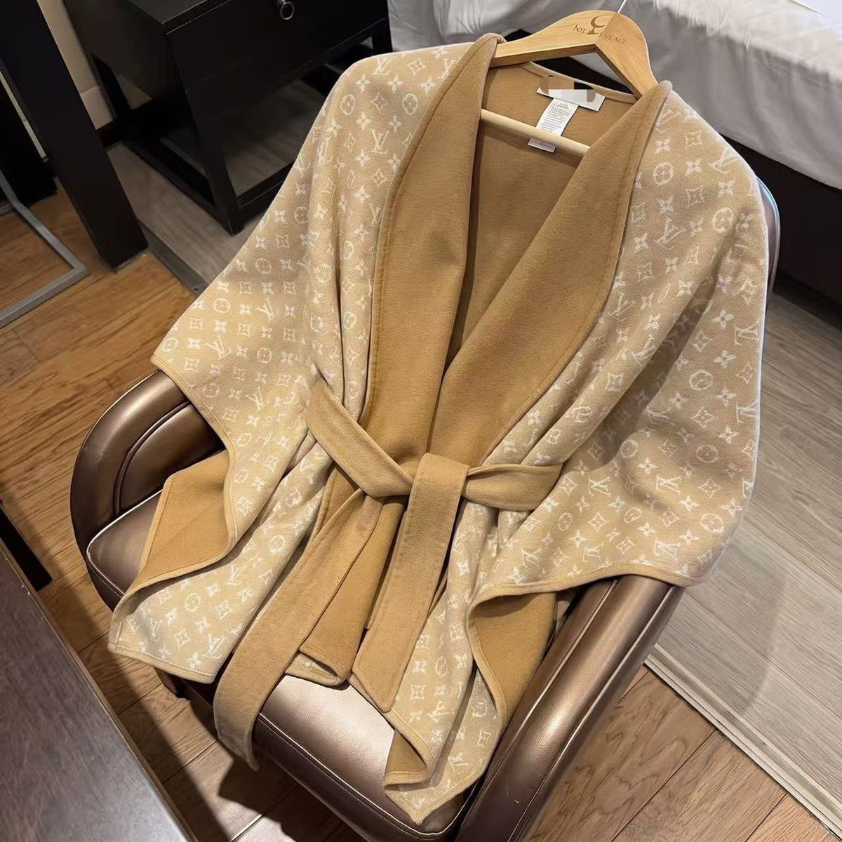 Louis Vuitton Scarf - Beige Monogram