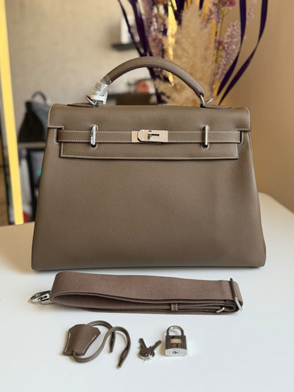 Hermes Handbag - Beige