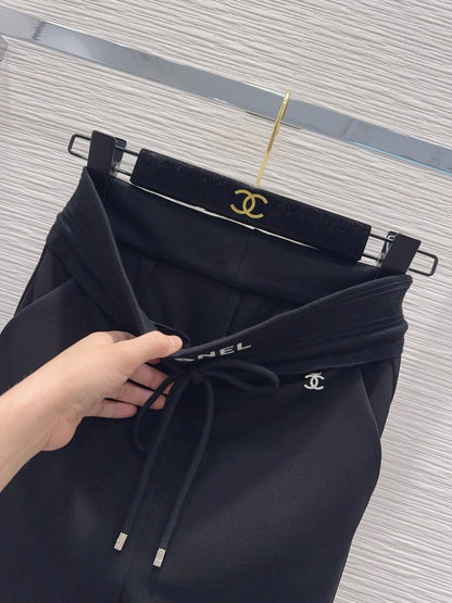 Chanel Sweatpants - Black