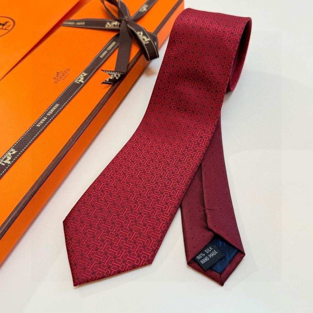 Hermès Tie - Burgundy