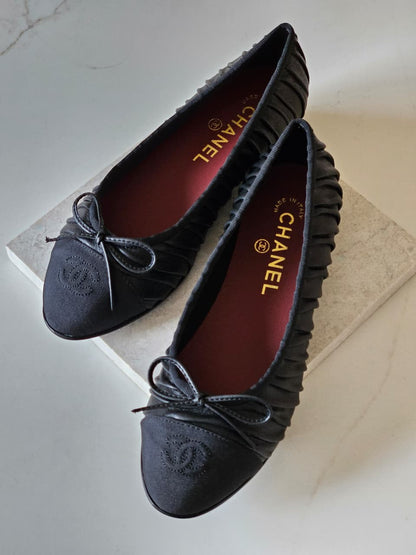 Chanel Pleated Ballerina - Black
