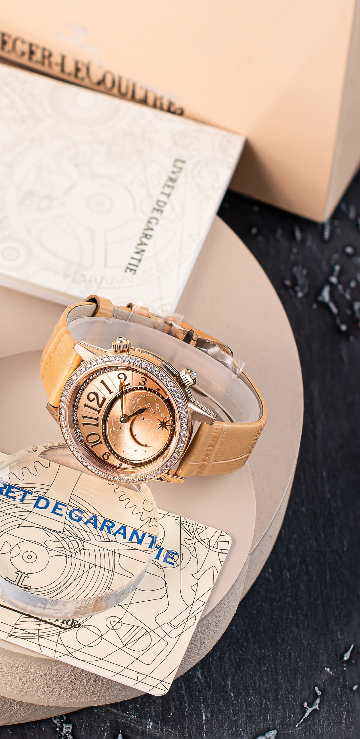 Jaeger-LeCoultre Watch - 