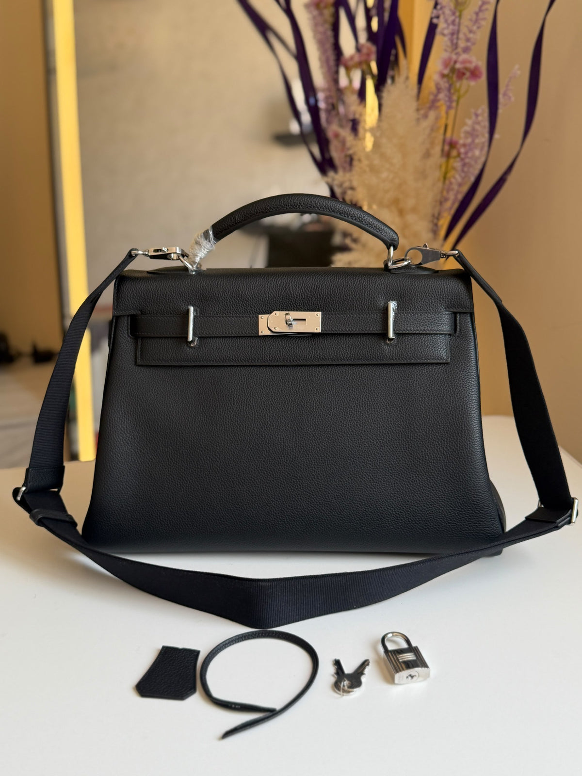 Hermes Handbag - Black