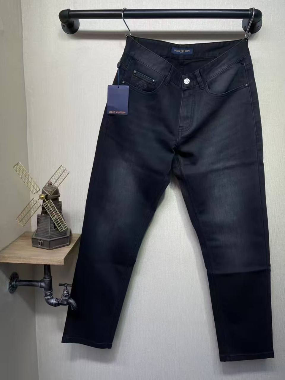 Louis Vuitton Jeans Pants - 