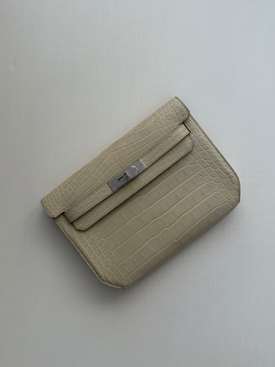 Hermès Depeches Clutch - Beige Embossed