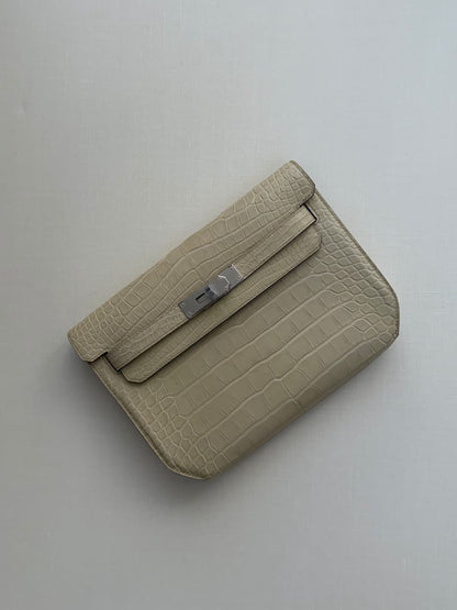 Hermès Depeches Clutch - Beige Embossed