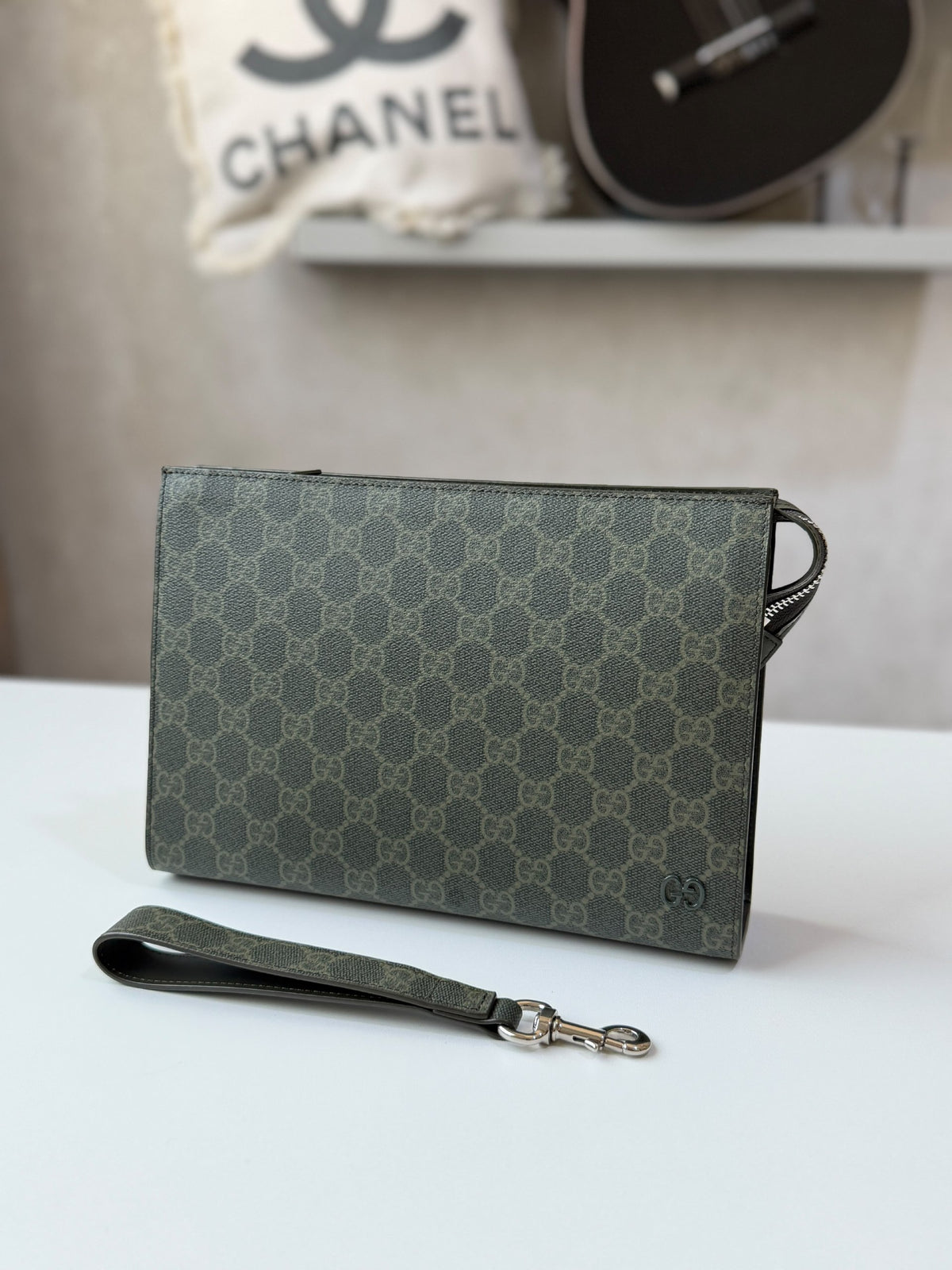 Gucci Clutch - Dark Green