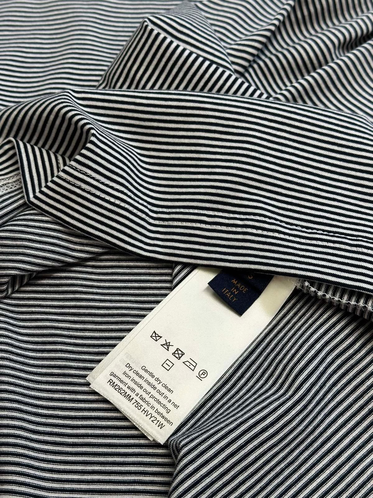Louis Vuitton T-Shirt - Black