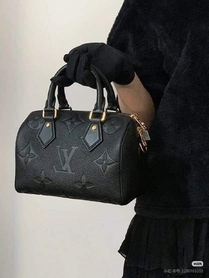 Louis Vuitton Speedy Bag - Black Embossed