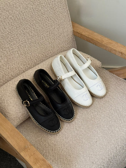 Chanel Ballerina - White, Black