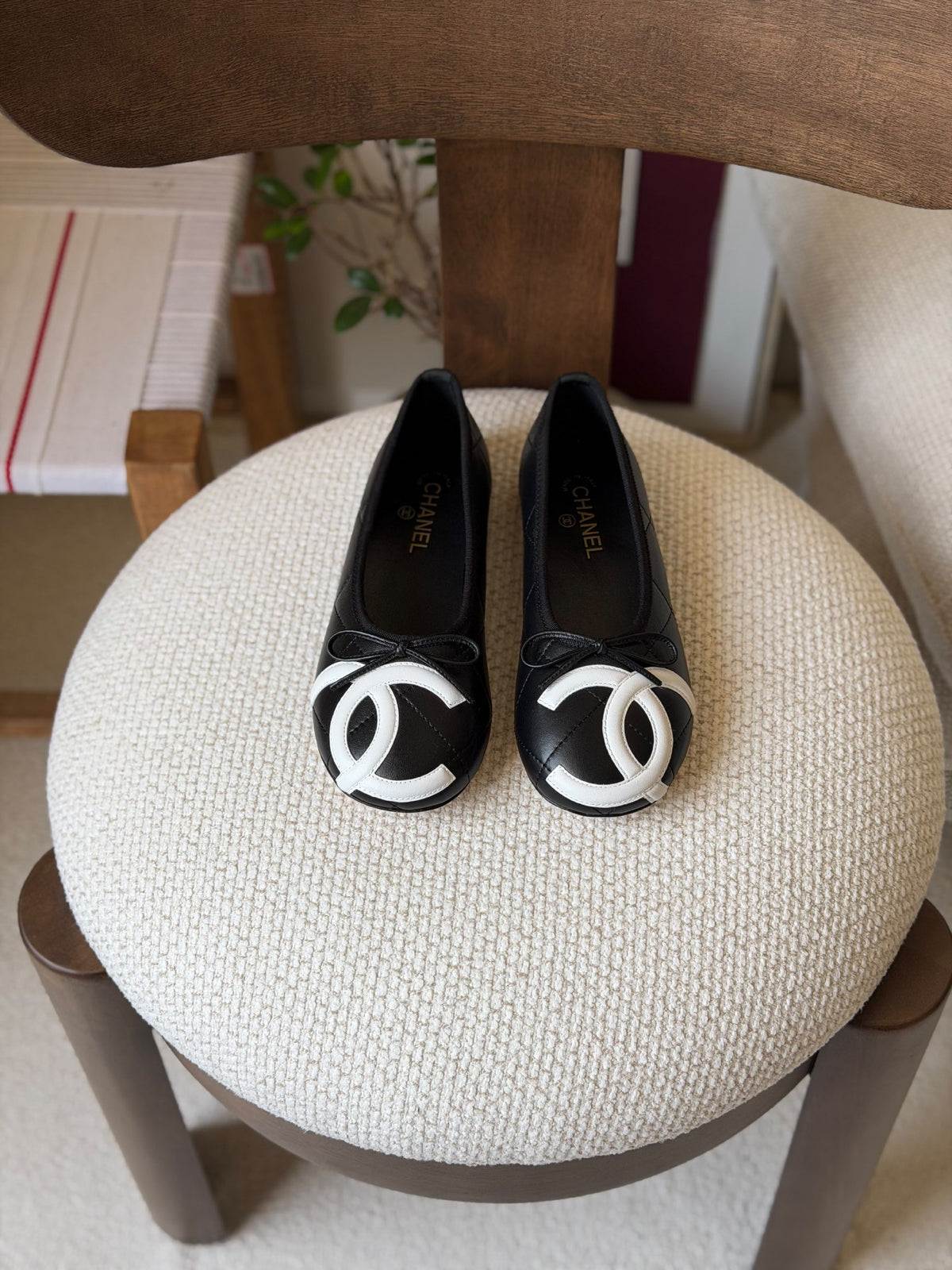 Chanel Slippers - Black