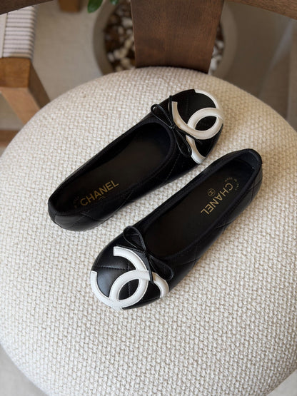 Chanel Slippers - Black
