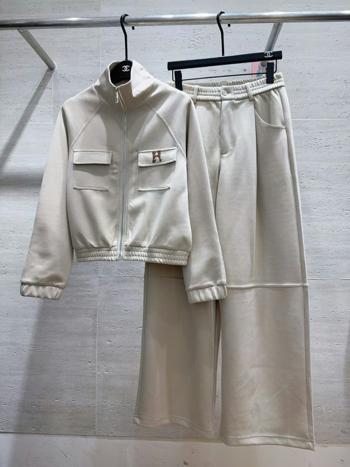 Hermès Set - Beige, Navy