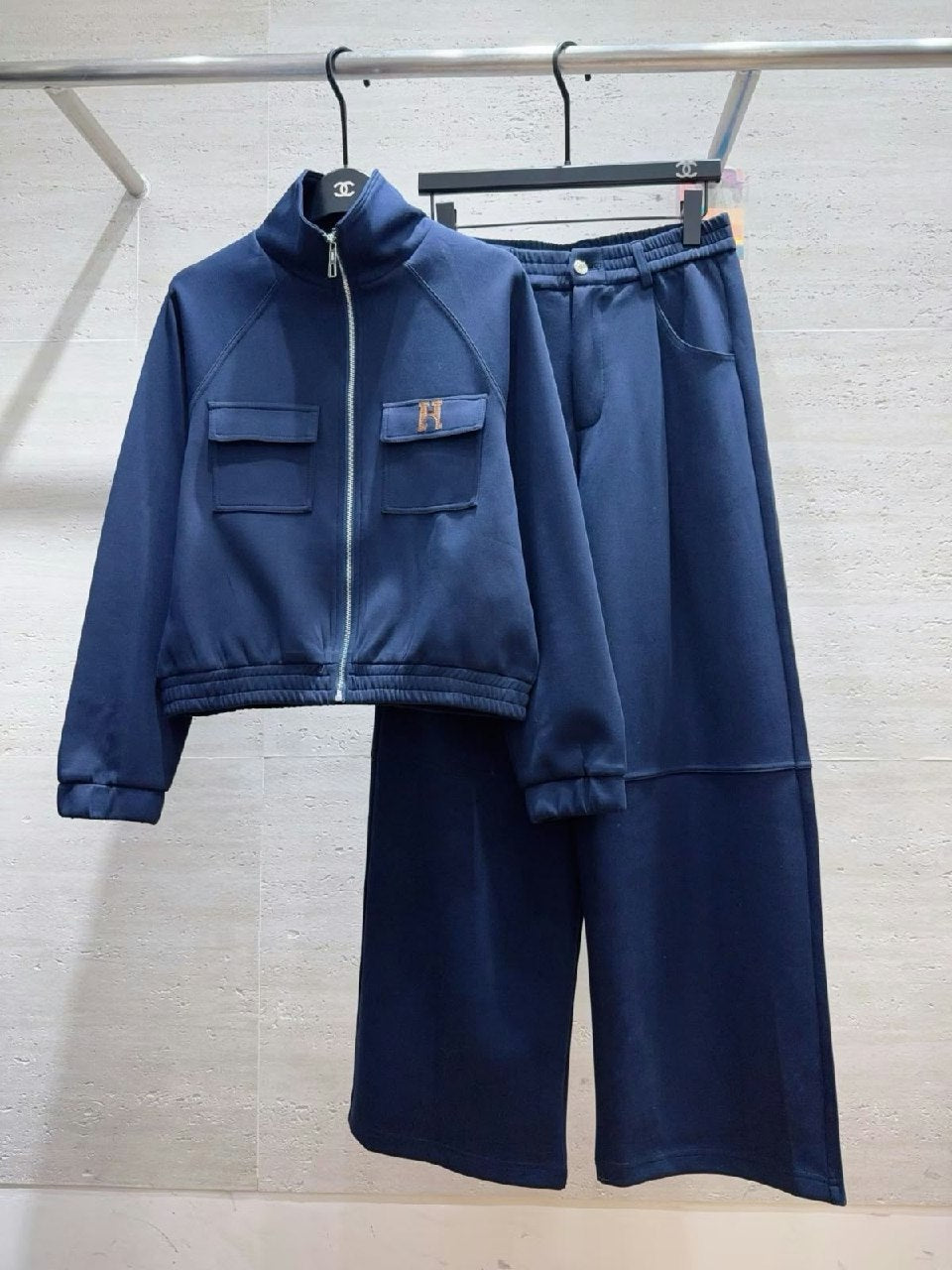 Hermès Set - Beige, Navy