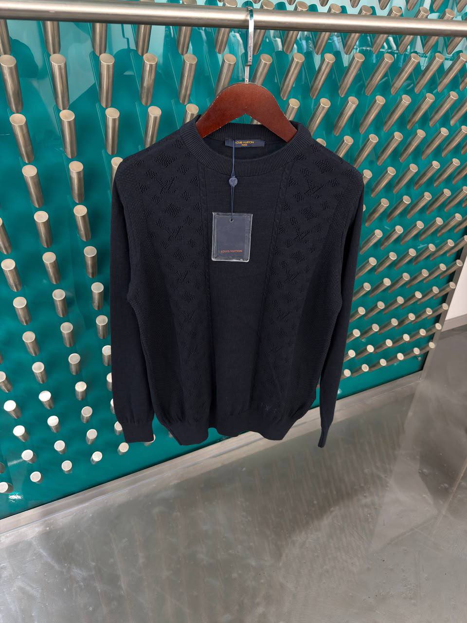 Louis Vuitton Sweater - 