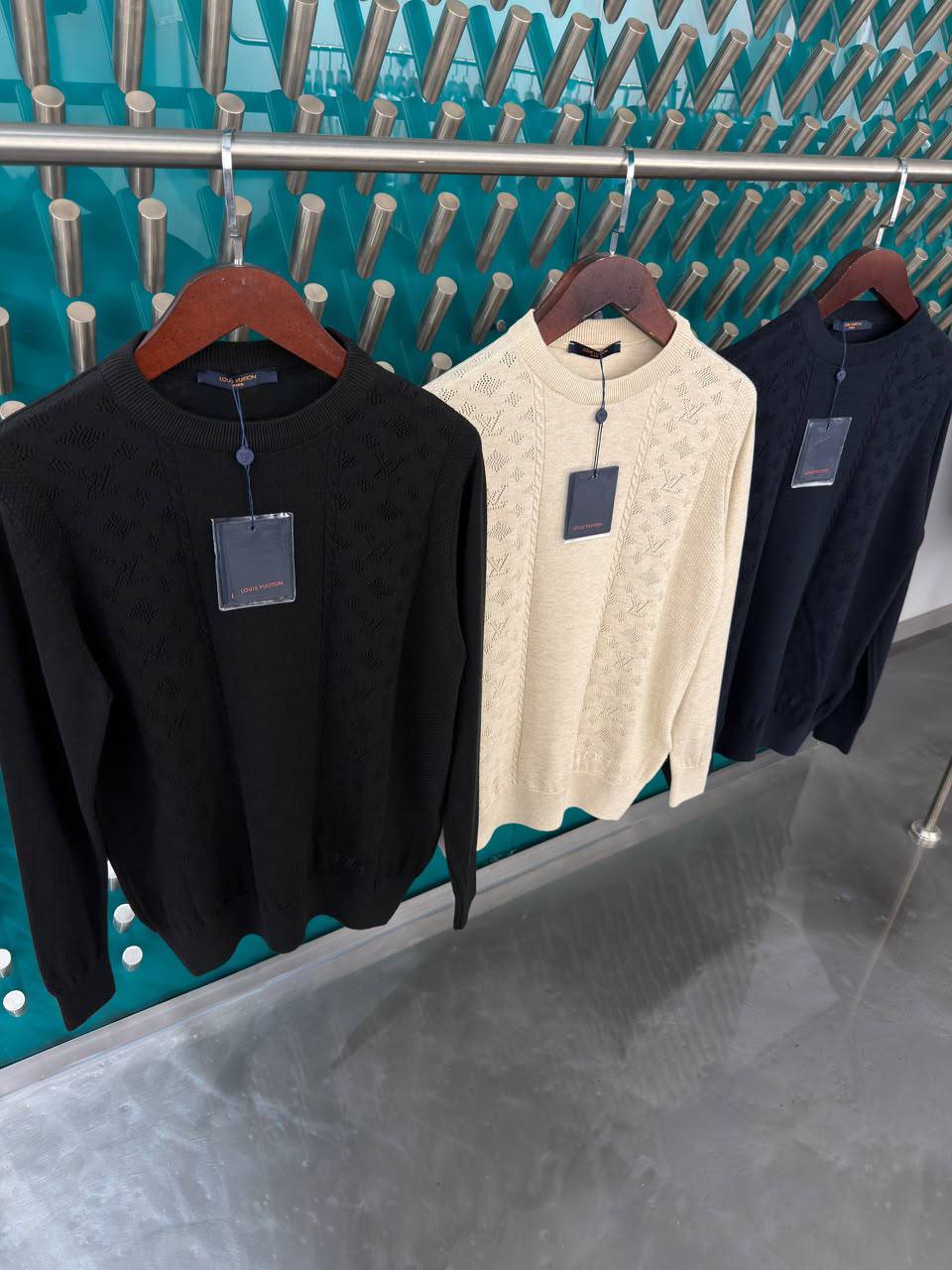 Louis Vuitton Sweater - 