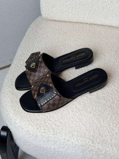 Prada Slipper - 