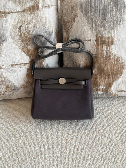 Hermès Shoulder Bag - Dark Grey, Navy, Pink, White, Burgundy, Black