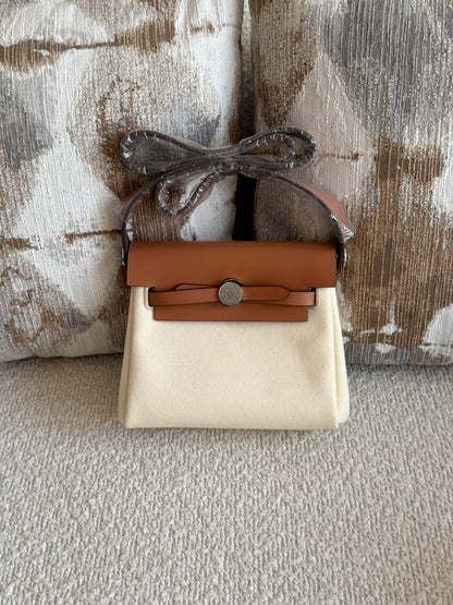 Hermès Shoulder Bag - Dark Grey, Navy, Pink, White, Burgundy, Black