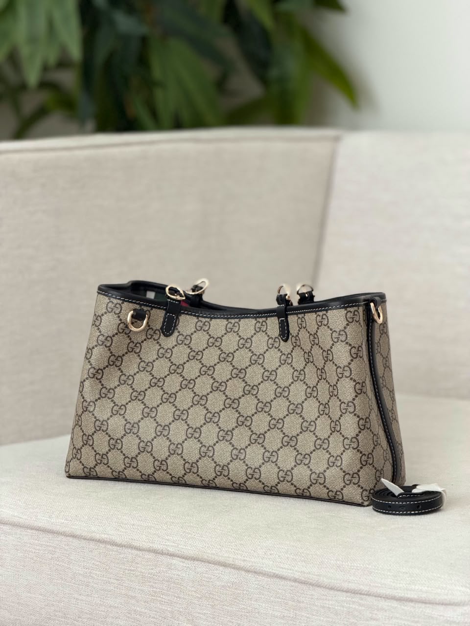 Gucci Shoulder Bag - Beige & Black