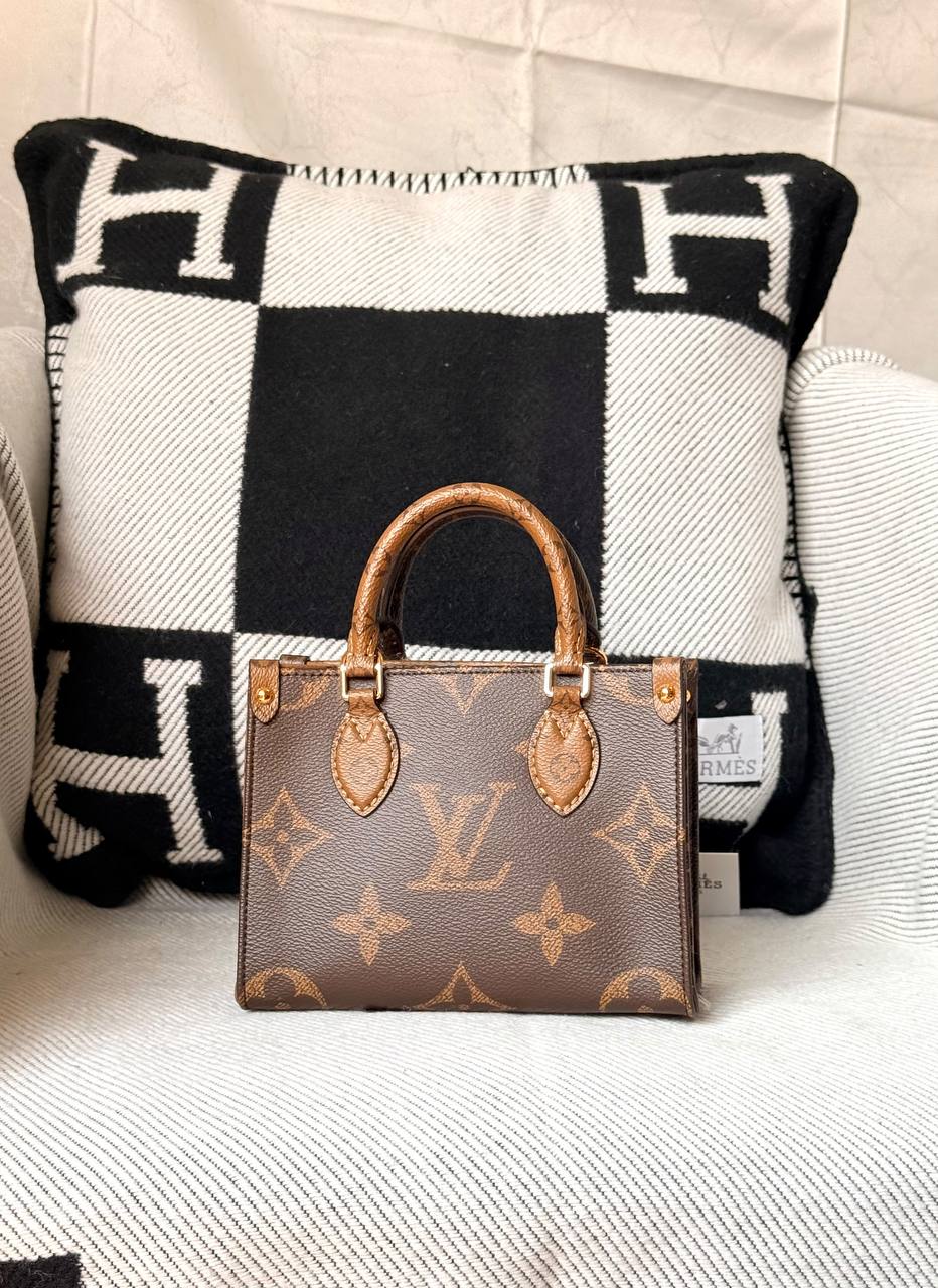 Louis Vuitton Hand Bag - 
