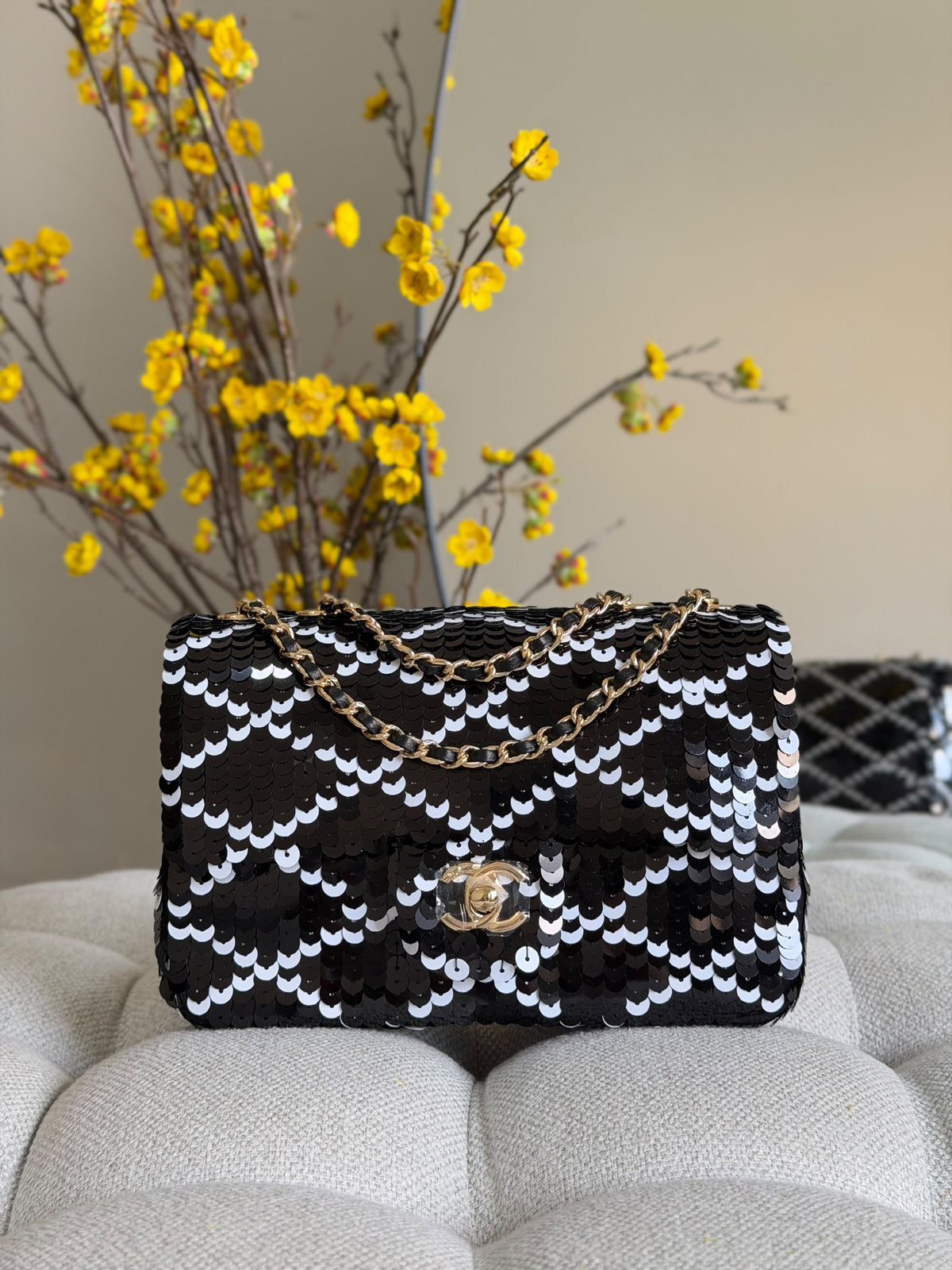 Chanel Chain Shoulder Bag - Black, White