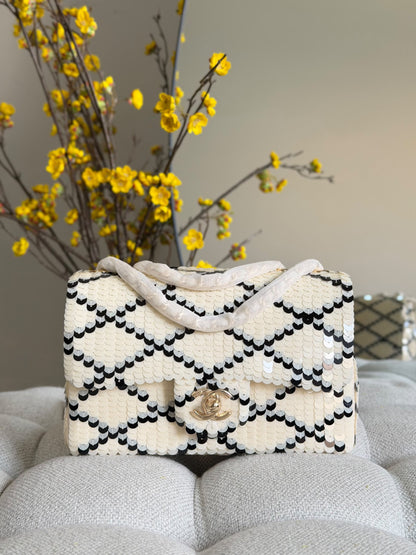 Chanel Chain Shoulder Bag - Black, White