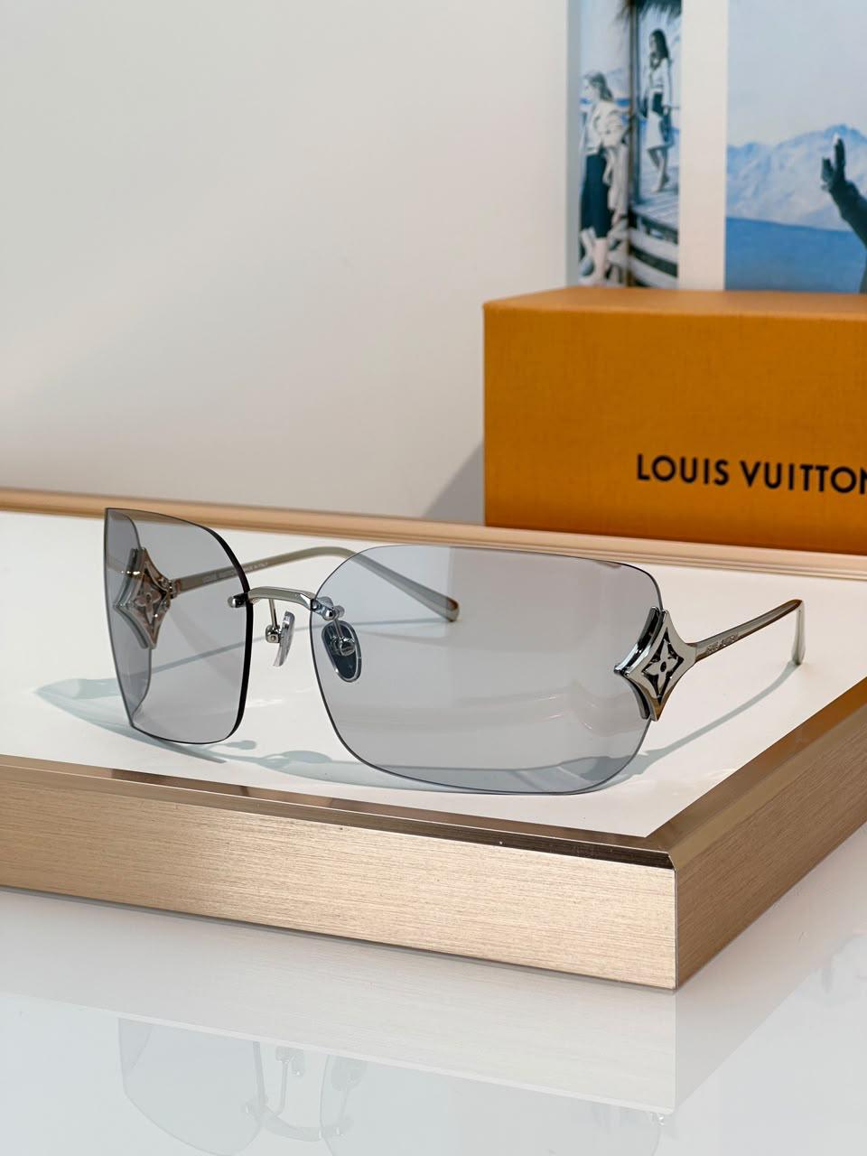 Louis Vuitton Sunglasses - 