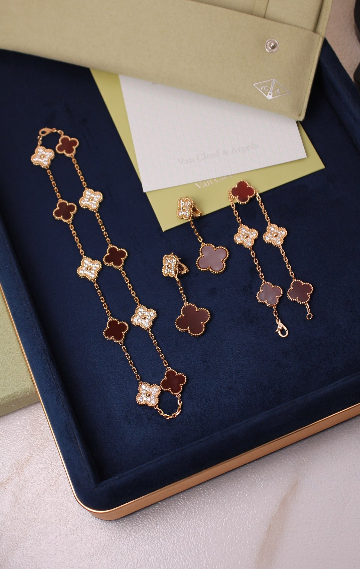 Van Cleef & Arpels Jewelry Set - Burgundy