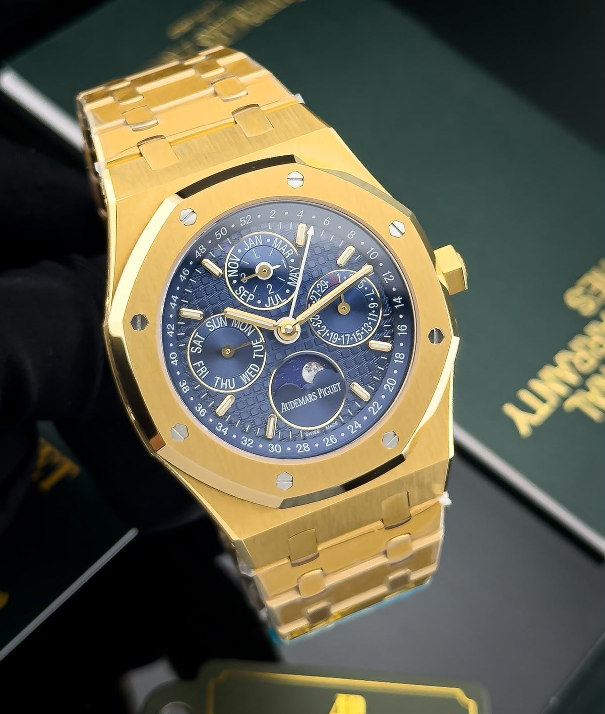 Audemars Piguet Royal Oak Watch - 