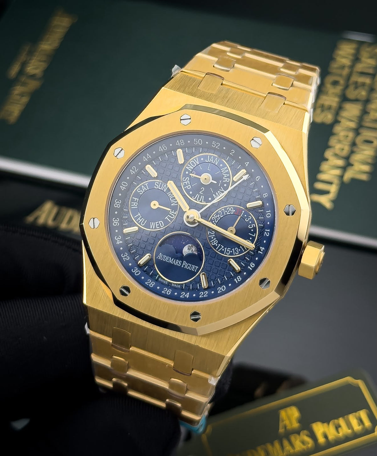 Audemars Piguet Royal Oak Watch - 
