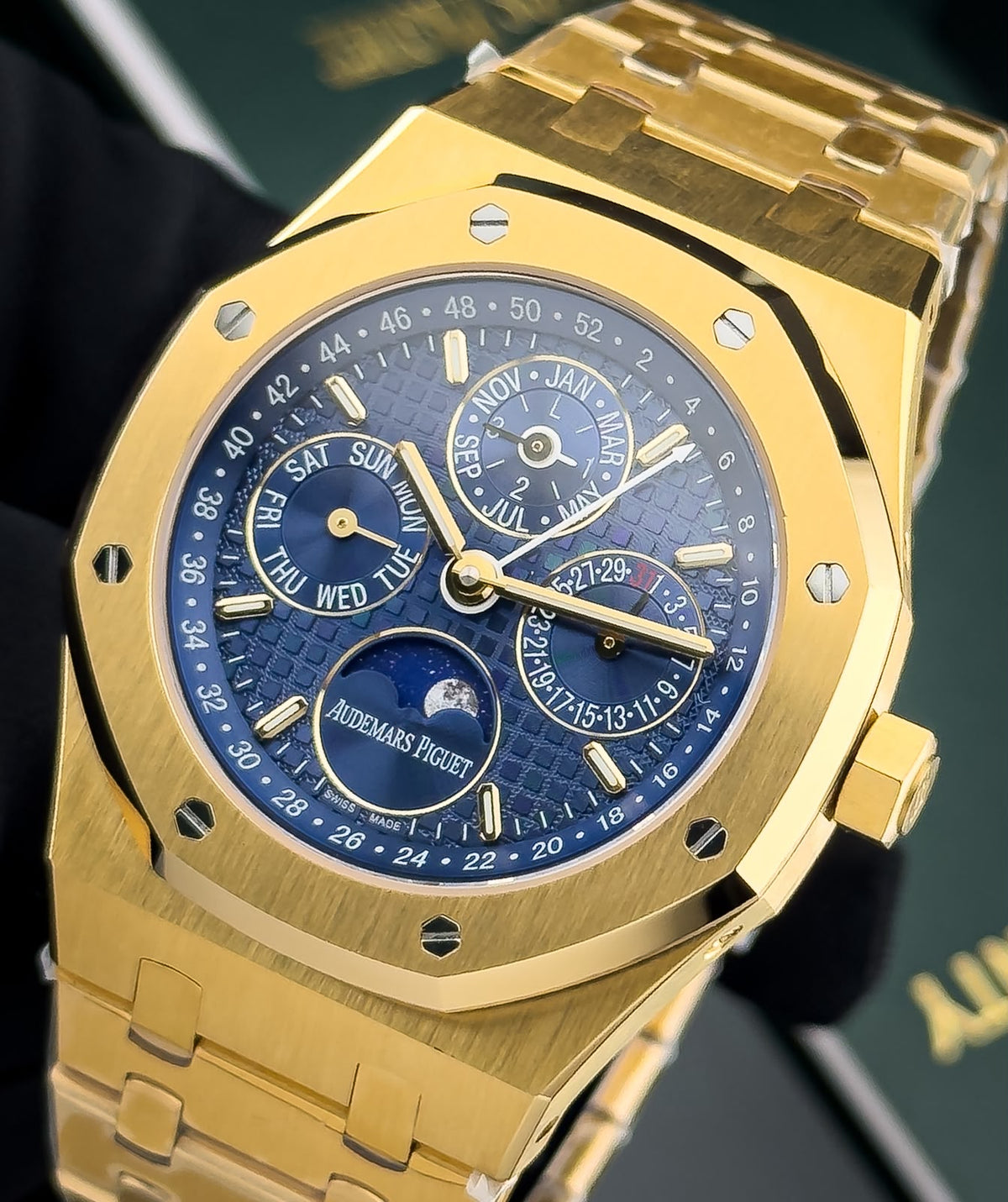 Audemars Piguet Royal Oak Watch - 