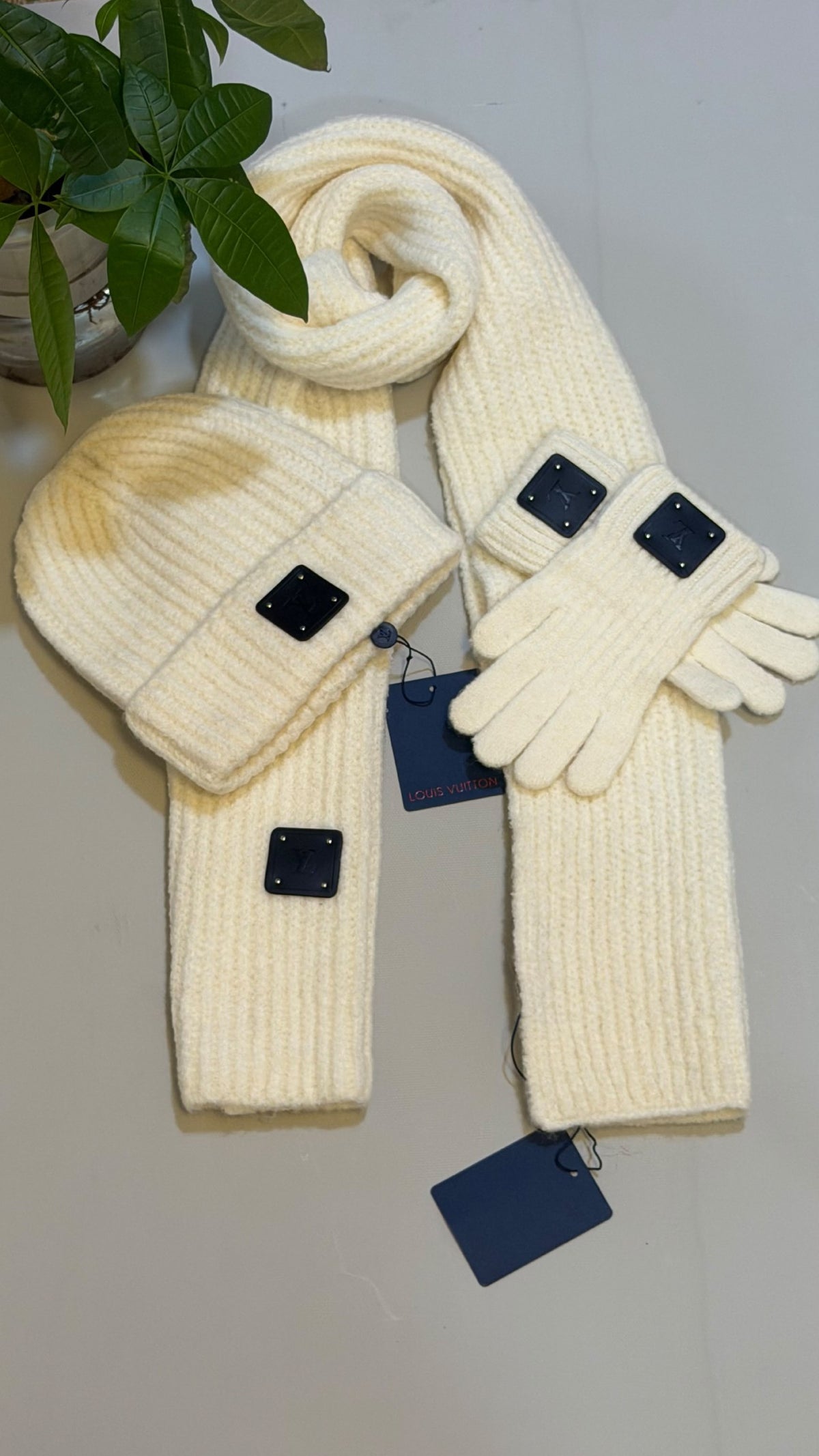 Louis Vuitton Scarf & Beanie - White