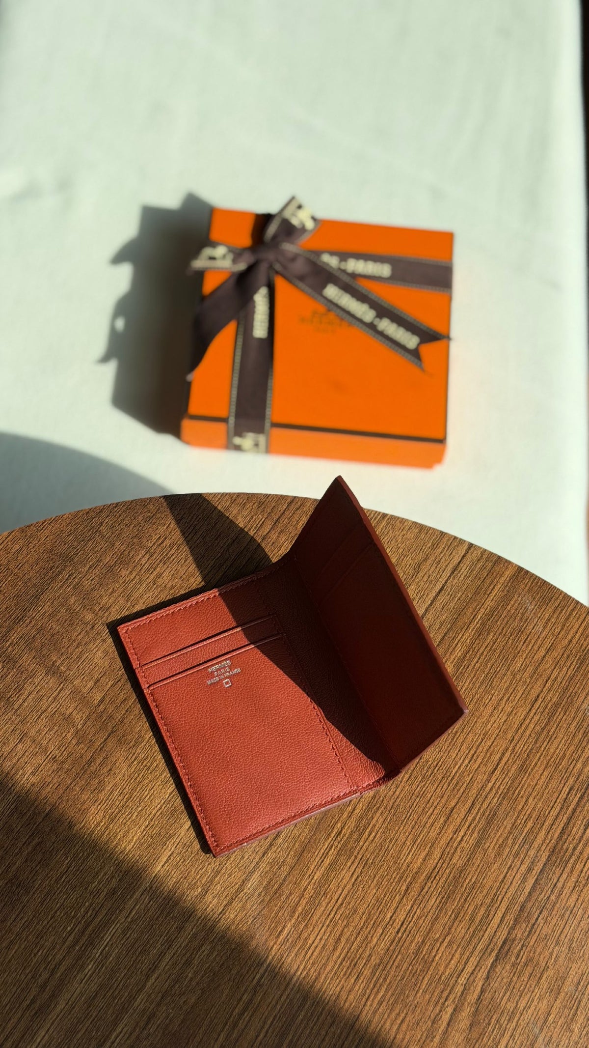 Hermès Euclide Card Holder - Burgundy Embossed