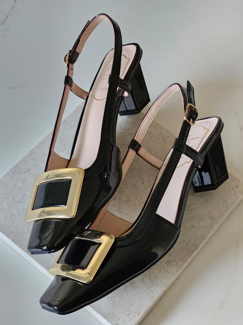 Roger Vivier Heels - Black