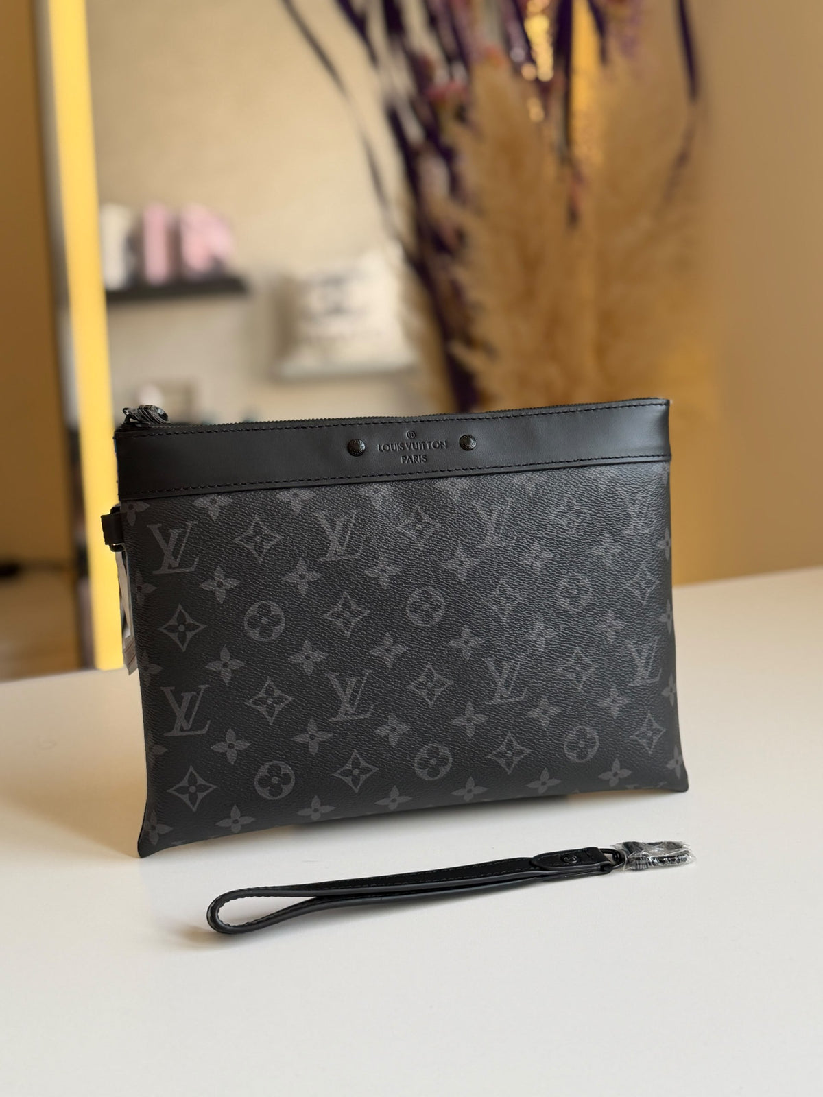 Louis Vuitton Clutch Wrist-Strap - Dark Grey Monogram