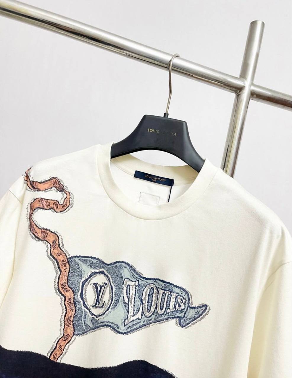 Louis Vuitton T-shirt - 