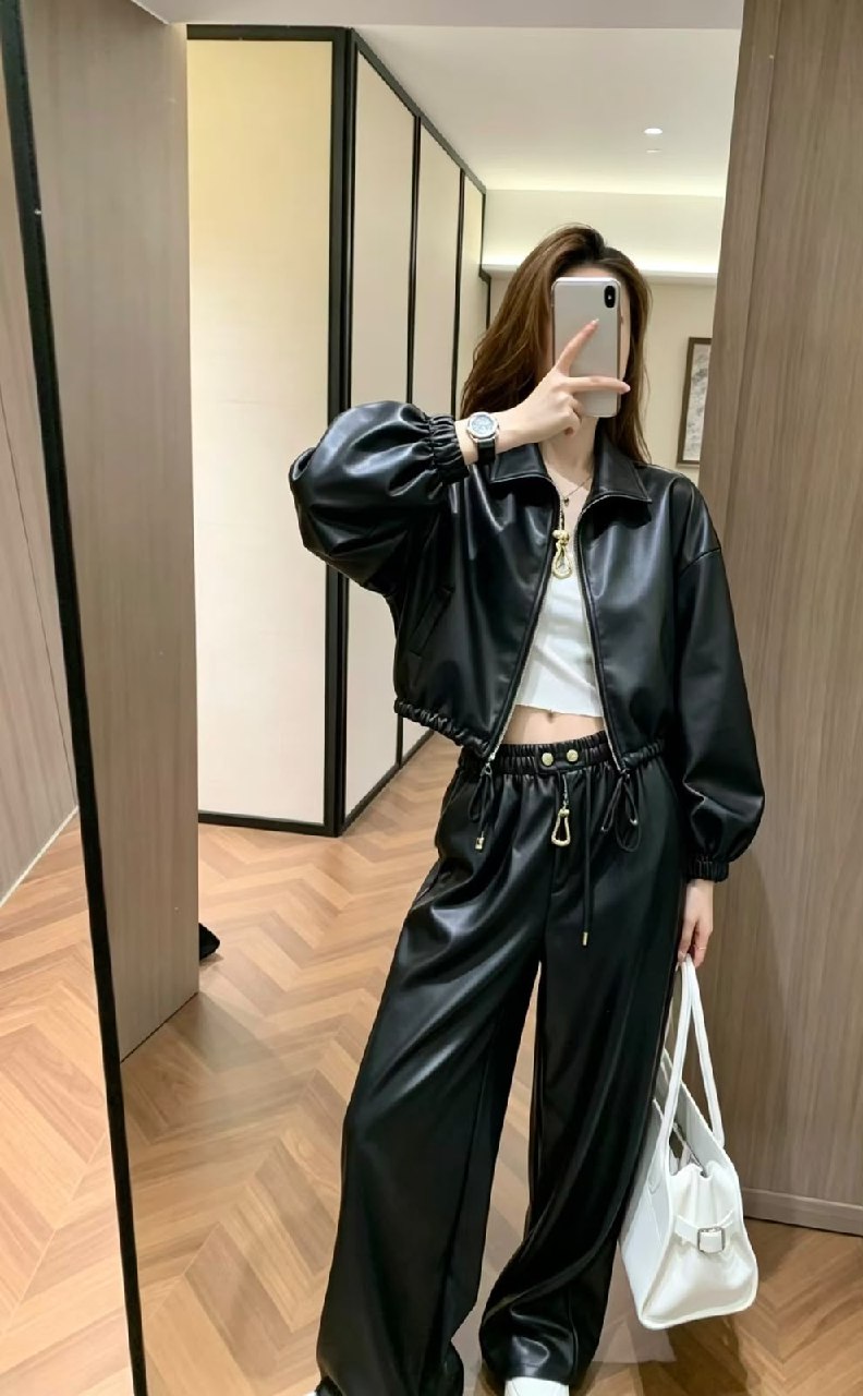 Schiaparelli Set - Black