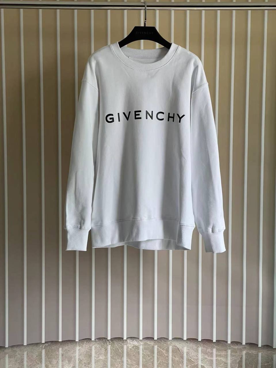 Givenchy Sweatshirt - 