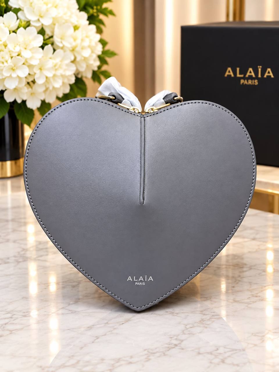 Alaia Sling Bag - 