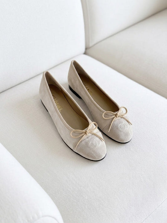 Chanel Ballerina - Beige